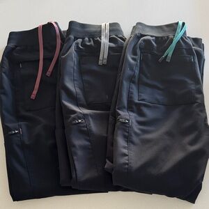 Women’s Fabletics Jogger Scrub Pants